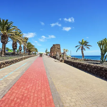 Lanzahost Casa Gardenias 50 *