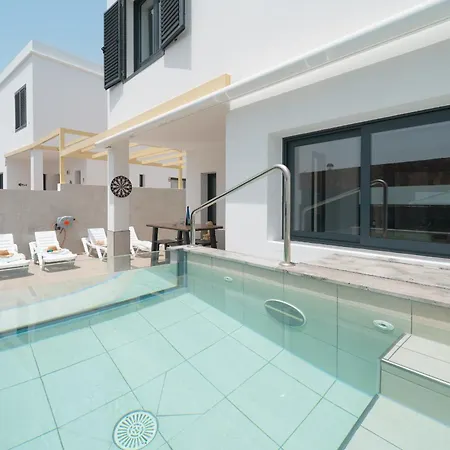 Lanzahost Casa Gardenias 50 *